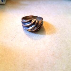 Elegant Sterling Silver Women's Ring